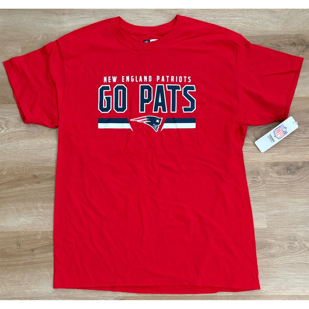 NWT Men's NFL Team Apparel New England Patriots Go Pats Tee - Large - Red